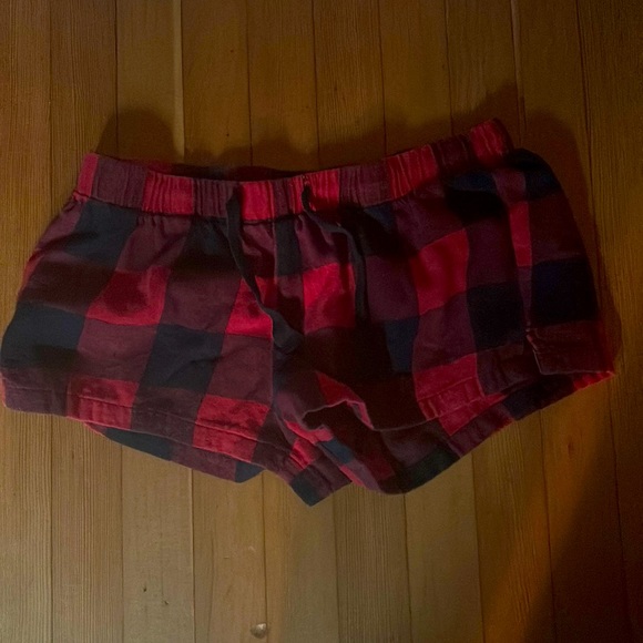 Old navy, women small, red and black plaid - Picture 1 of 1